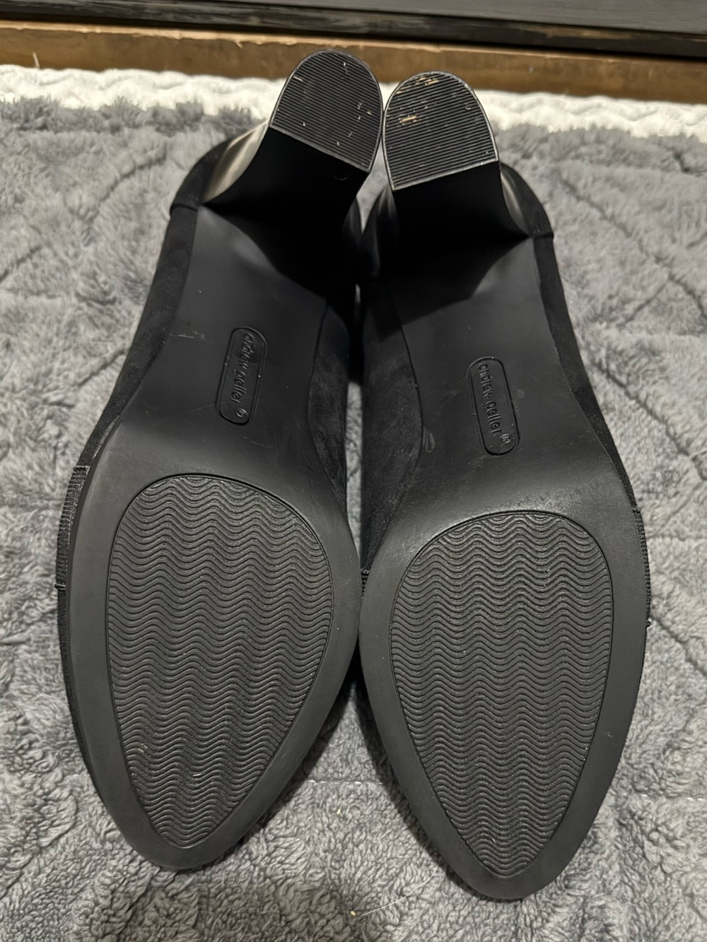 Andrew Geller Black Suede Slip-On Heels (9) - Picture 5 of 10